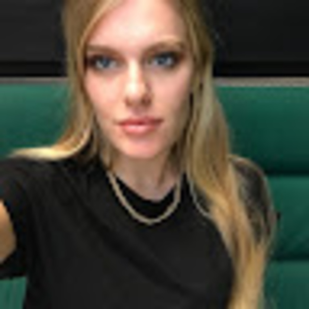 Meet your Posher, Victoria